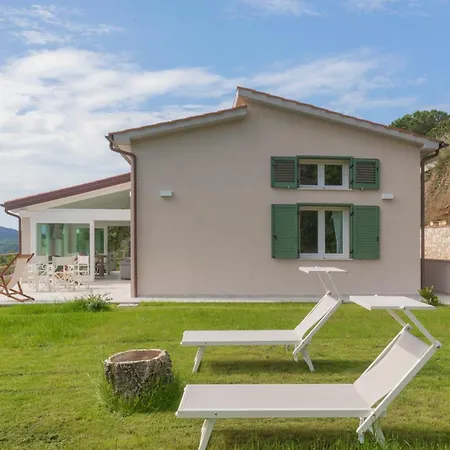 Dom wakacyjny Belvedere - Helloelba *