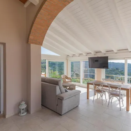 Dom wakacyjny Belvedere - Helloelba *